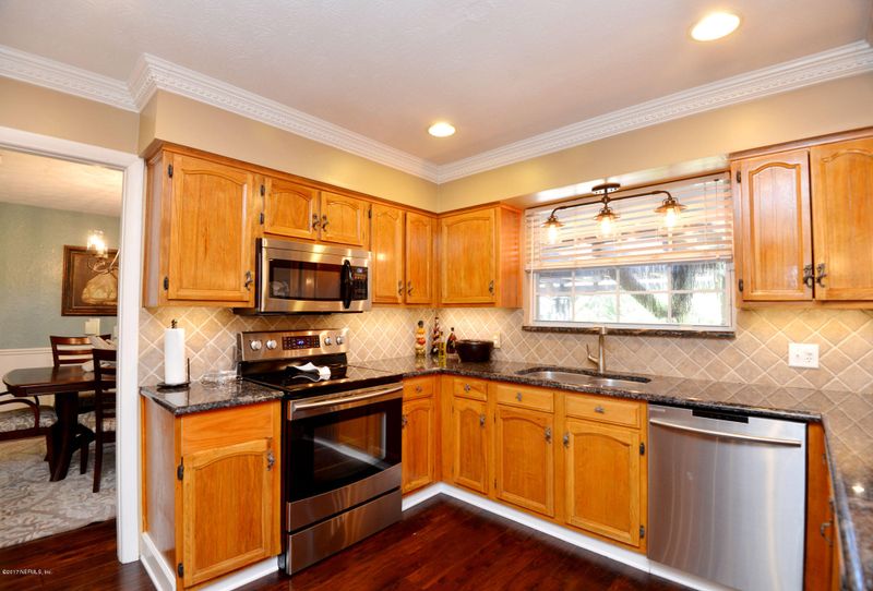 668 Mickler Rd, Jacksonville, FL 32211