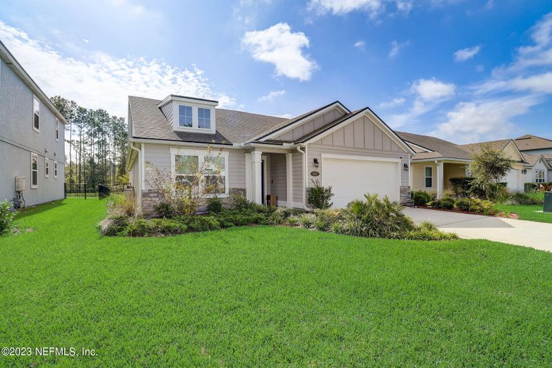 668 Shetland Dr, St Johns, FL 32259