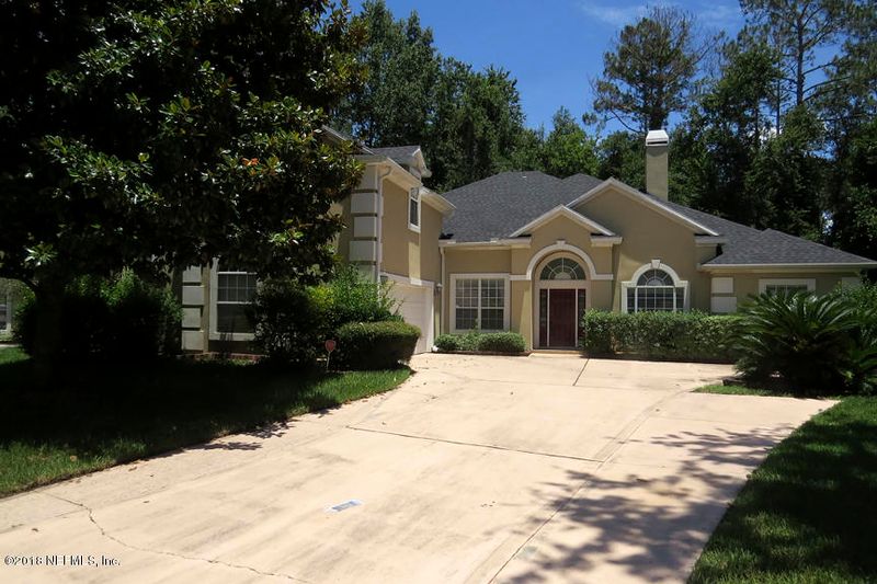 668 Wyndham Ct, Orange Park, FL 32073