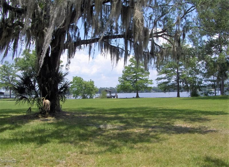 669 Creighton Rd, Fleming Island, FL 32003