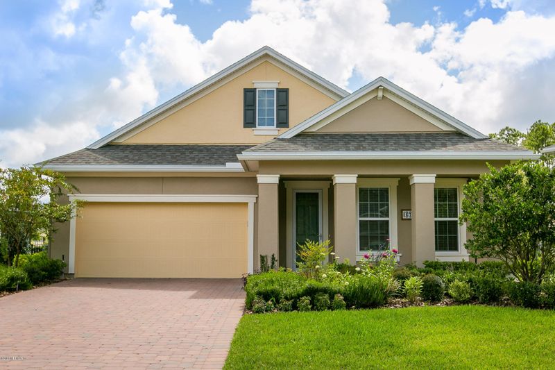 67 Old Carriage Ct, Jacksonville, FL 32081