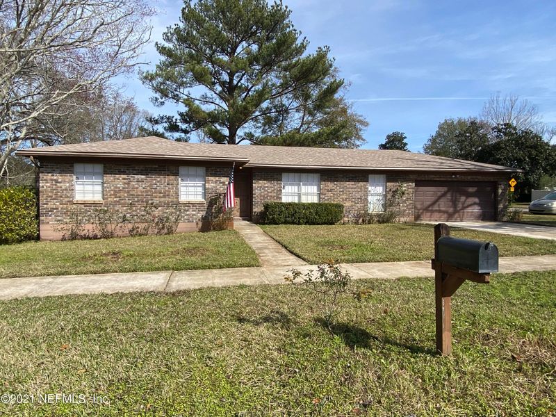 6705 Arrowroot Dr, Jacksonville, FL 32244
