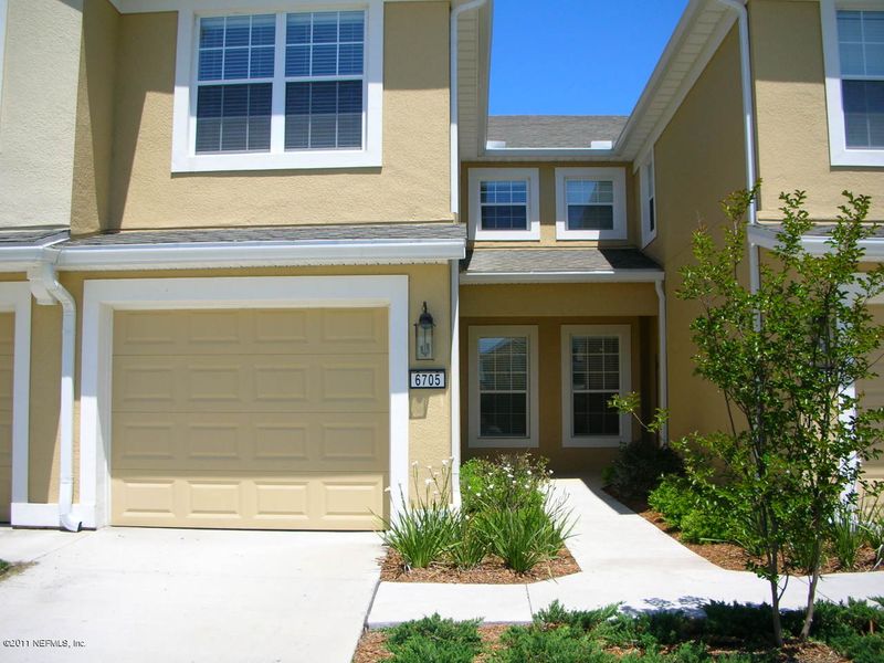 6705 White Blossom Cir, Jacksonville, FL 32258