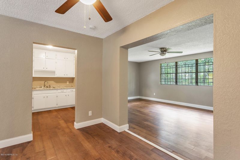 6718 Cavalier Rd, Jacksonville, FL 32208