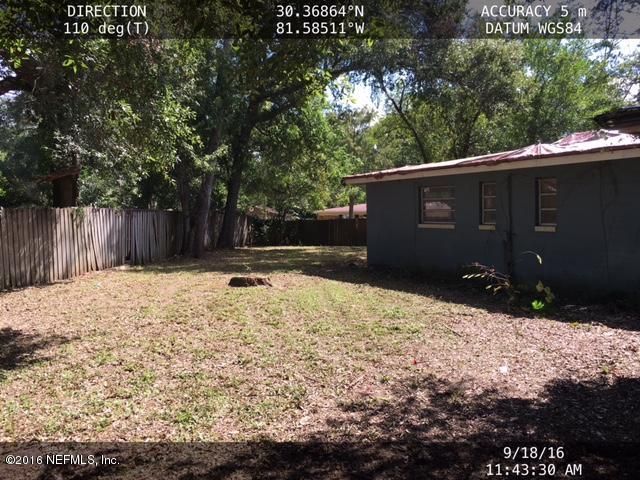 6721 Hoover Ln, Jacksonville, FL 32277