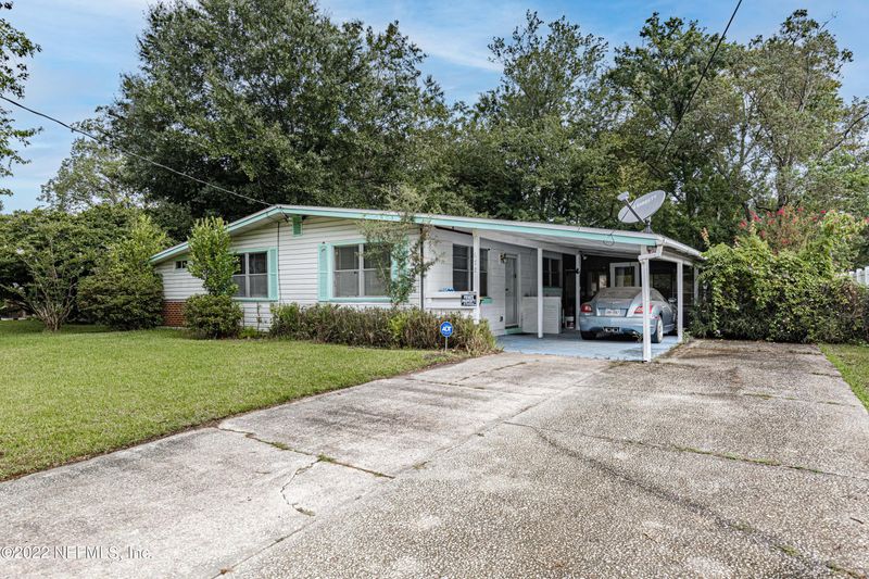 6723 Daughtry Blvd S, Jacksonville, FL 32210