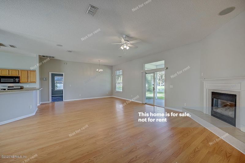 6737 Cabello Dr, Jacksonville, FL 32226