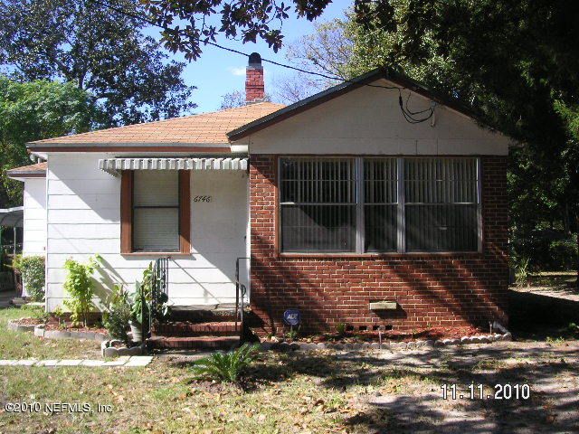 6746 Pearl St N, Jacksonville, FL 32208