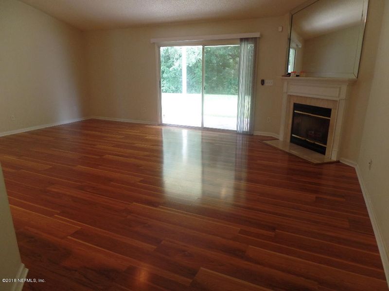 6751 Royal Leaf Ln, Jacksonville, FL 32244