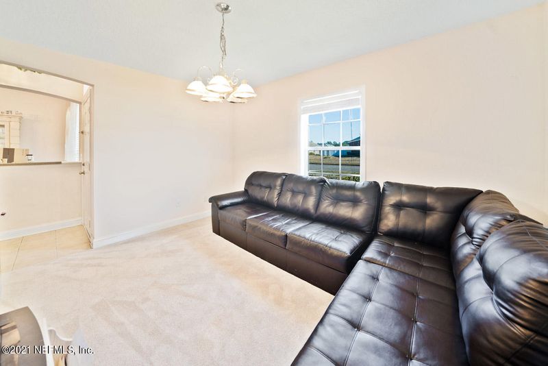 6765 Chester Park Cir, Jacksonville, FL 32222