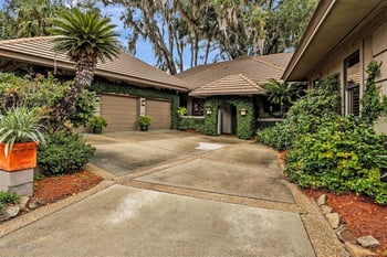 6769 Linford Ln, Jacksonville, FL 32217