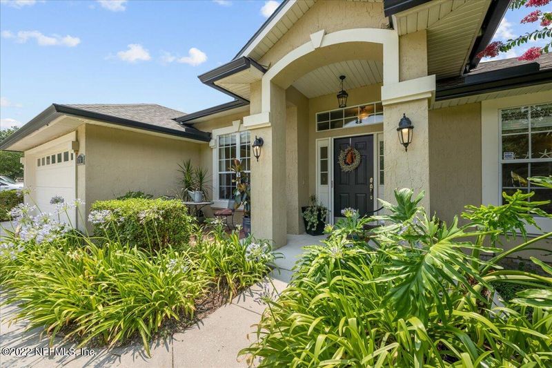 678 Mackenzie Cir, St Augustine, FL 32092