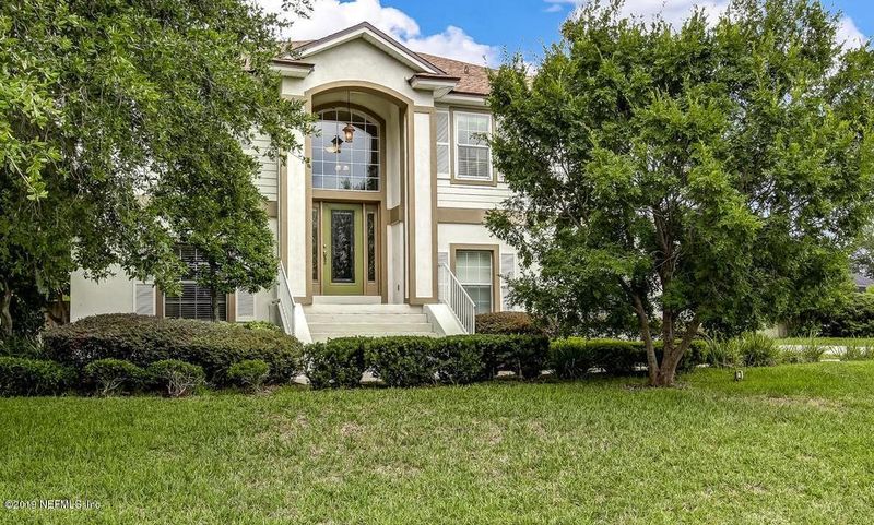 6806 Cabello Dr, Jacksonville, FL 32226