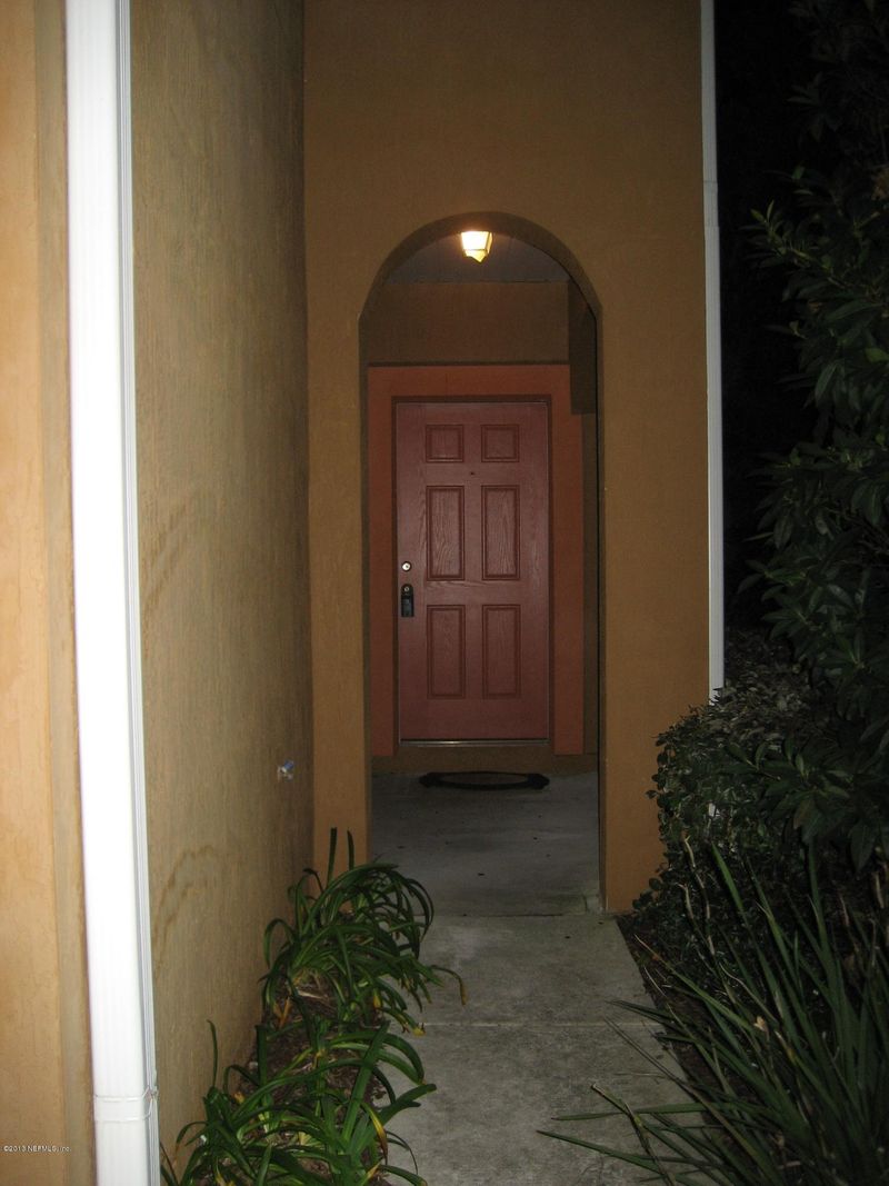 6806 Misty View Dr, Jacksonville, FL 32210