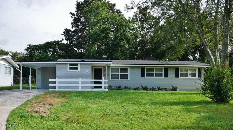 6813 Mother Goose Rd, Jacksonville, FL 32210