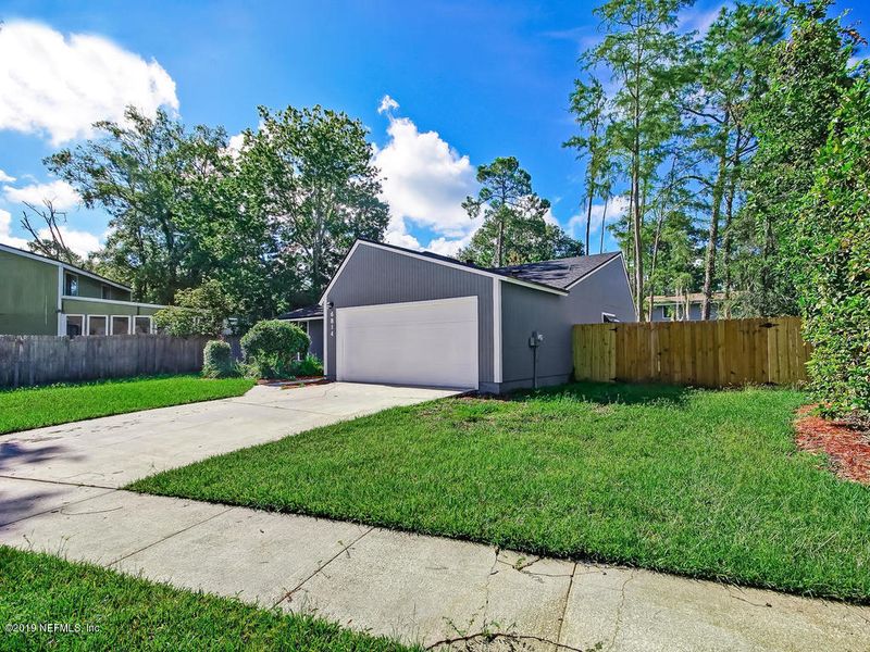 6814 Candyroot Ct, Jacksonville, FL 32244