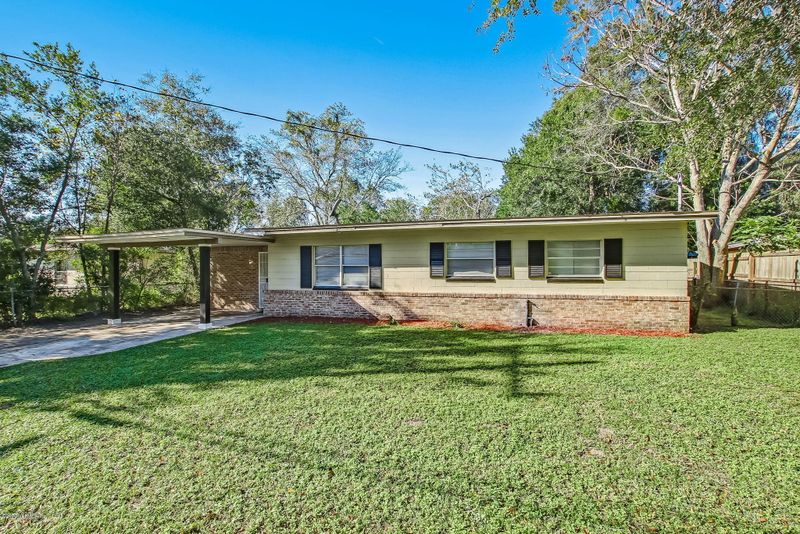 6815 King Arthur Rd, Jacksonville, FL 32211