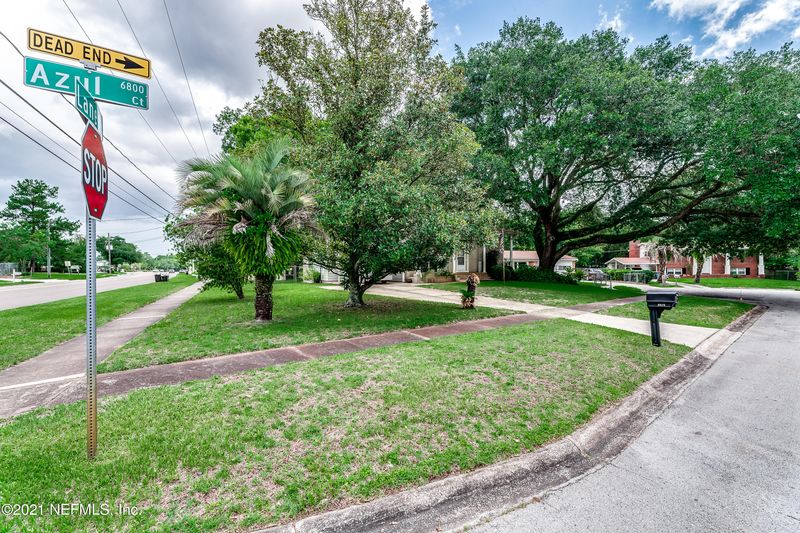 6819 Azul Ct, Jacksonville, FL 32210