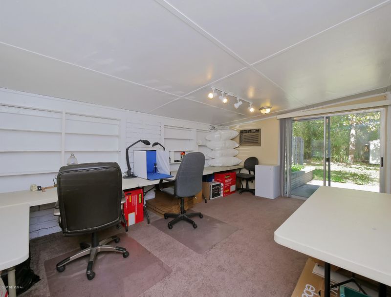 6837 Merrill Rd, Jacksonville, FL 32277