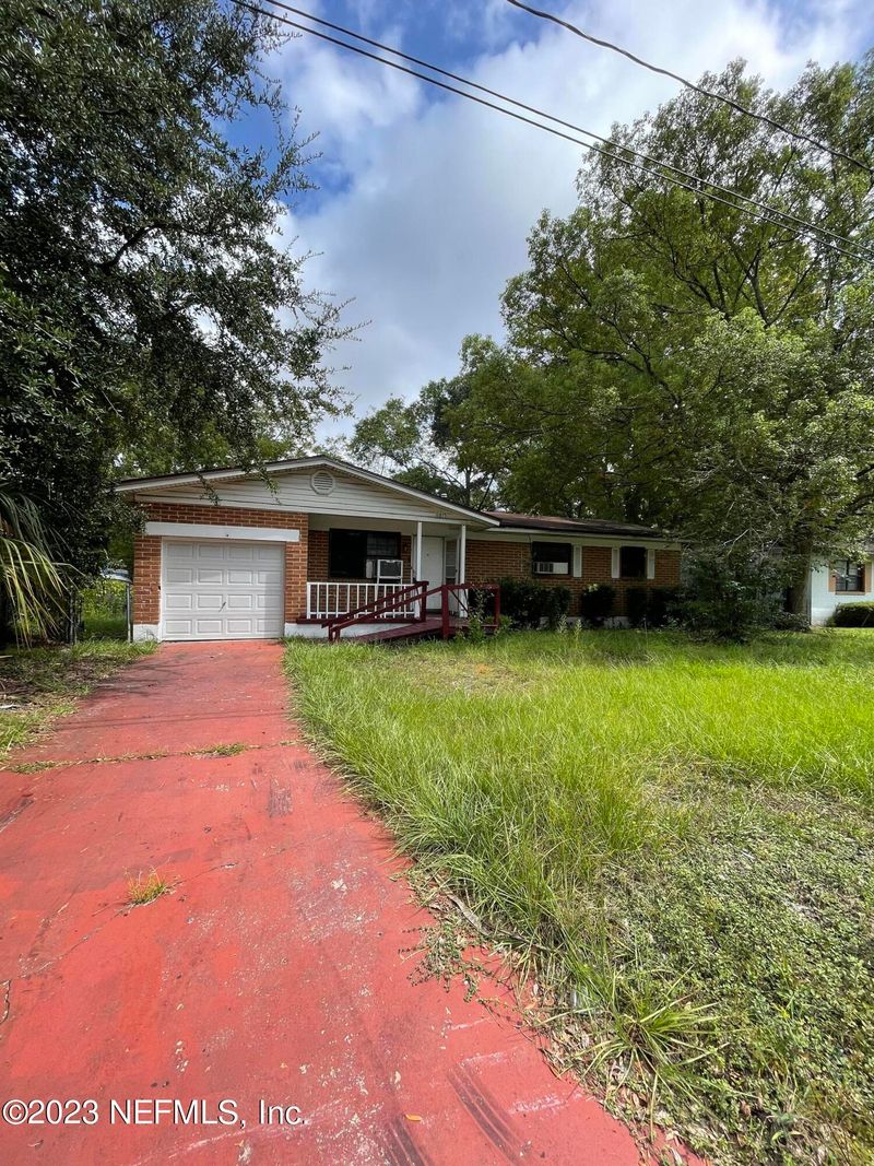 6845 Rhode Island Dr E, Jacksonville, FL 32209