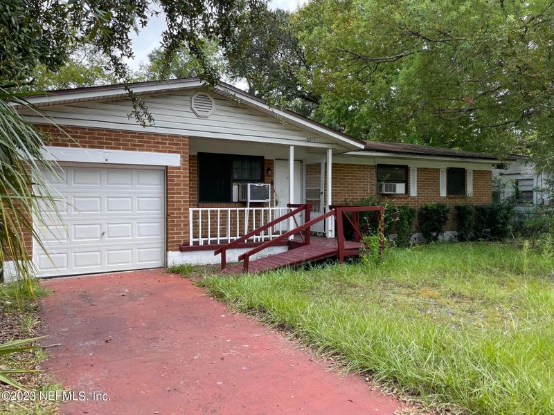 6845 Rhode Island Dr E, Jacksonville, FL 32209
