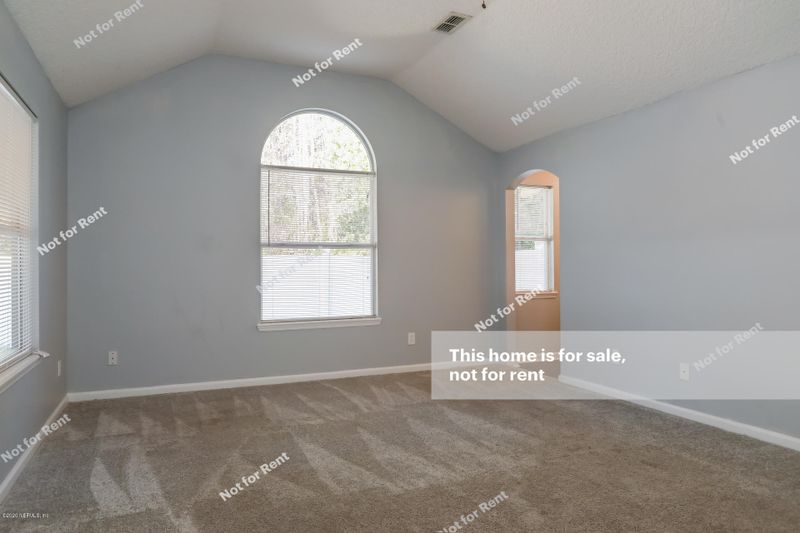 6848 Morse Oaks Dr, Jacksonville, FL 32244