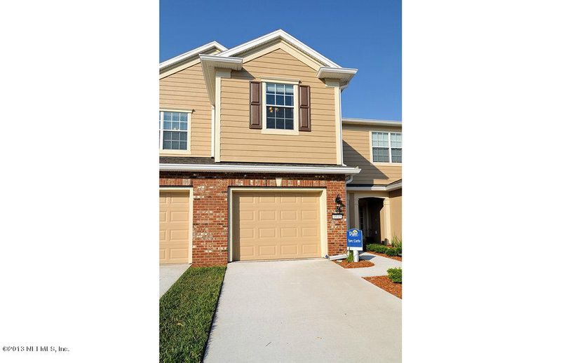 6848 Roundleaf Dr, Jacksonville, FL 32258