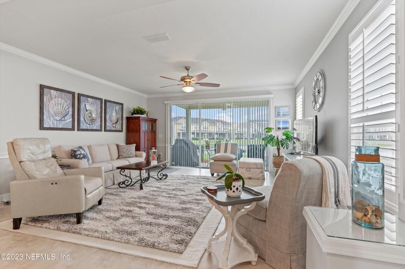 6854 Roundleaf Dr, Jacksonville, FL 32258