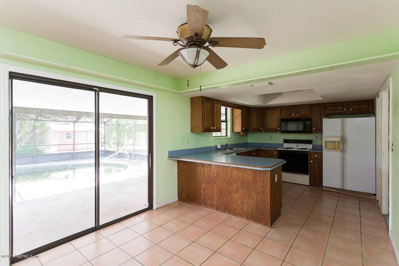 6857 E Seacove Ave, St Augustine, FL 32086