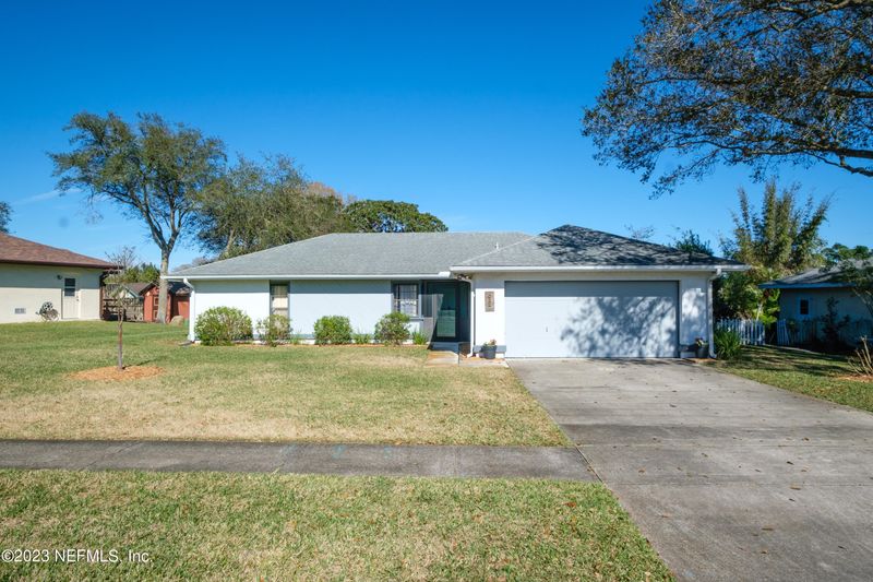 687 Bahia Dr, St Augustine, FL 32086