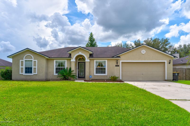 6880 Kettle Creek Dr, Jacksonville, FL 32222