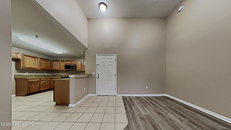 6880 Skaff Ave #16, Jacksonville, FL 32244