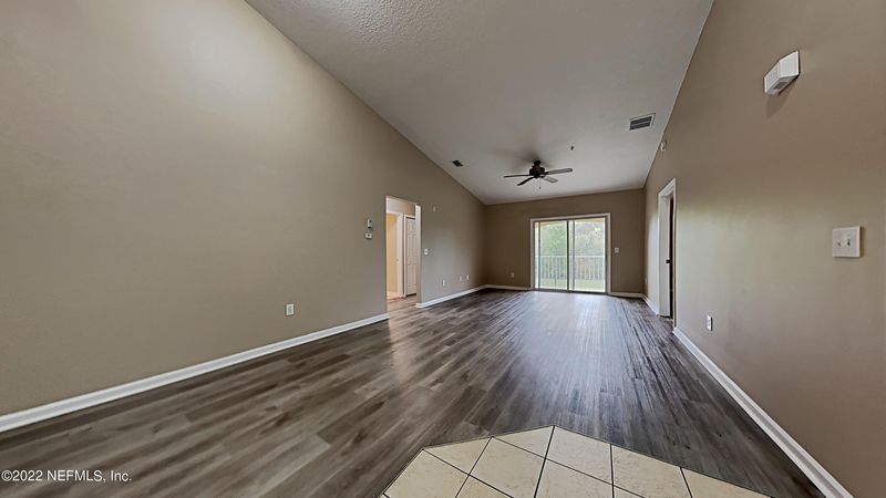 6880 Skaff Ave #16, Jacksonville, FL 32244