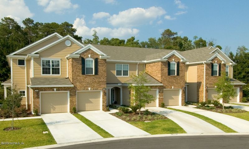 6894 Roundleaf Dr #25F, Jacksonville, FL 32258