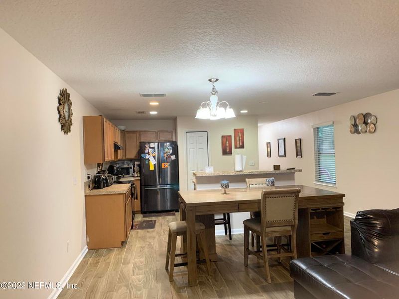 6899 Lake Mist Ln, Jacksonville, FL 32210