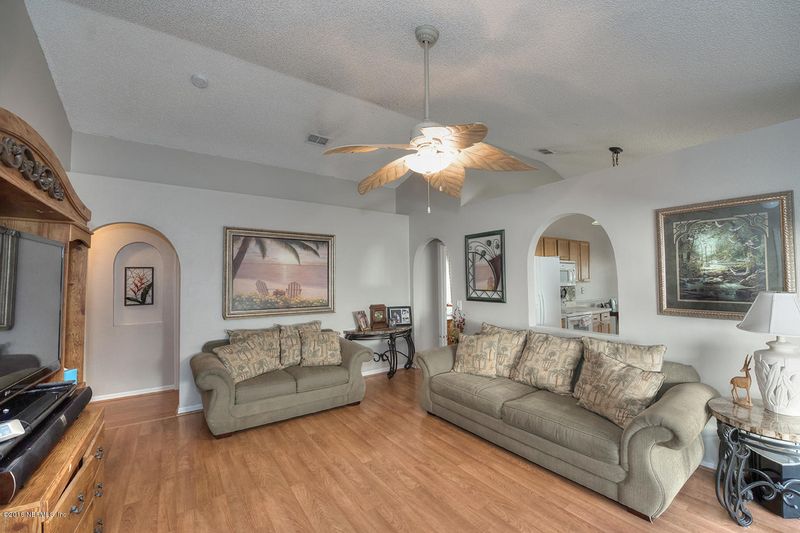 6908 Playpark, Jacksonville, FL 32244