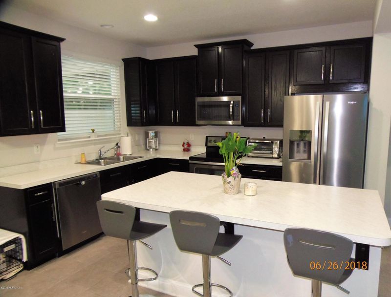 694 Grover Ln, Orange Park, FL 32065
