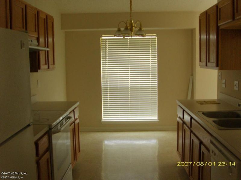 6948 Rapid River Dr, Jacksonville, FL 32219
