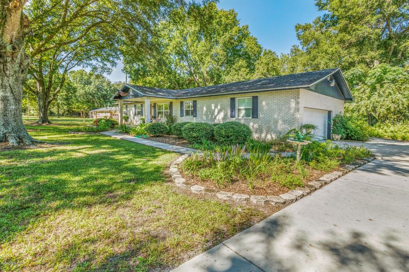 6950 Cisco Gardens Rd, Jacksonville, FL 32219