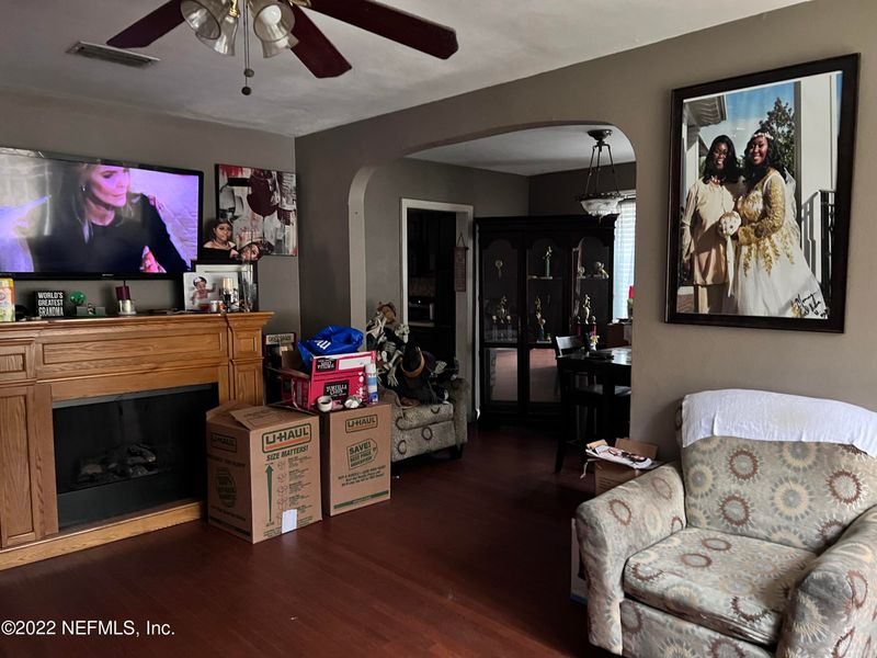6956 Lucky Dr E, Jacksonville, FL 32208