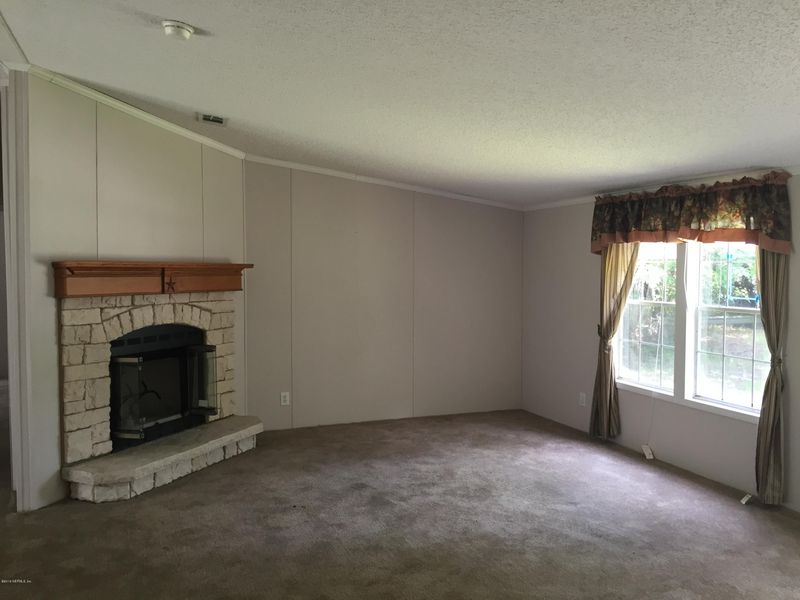 6960 Barney Rd, Jacksonville, FL 32219