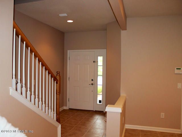 6980 Roundleaf Dr, Jacksonville, FL 32258