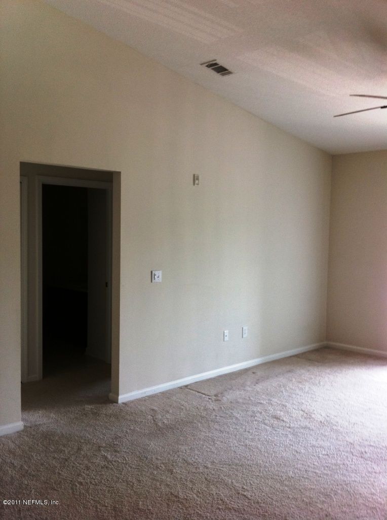 6984 Ortega Woods Dr, Jacksonville, FL 32244
