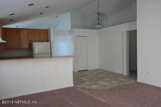 699 Bellshire Dr, Orange Park, FL 32065