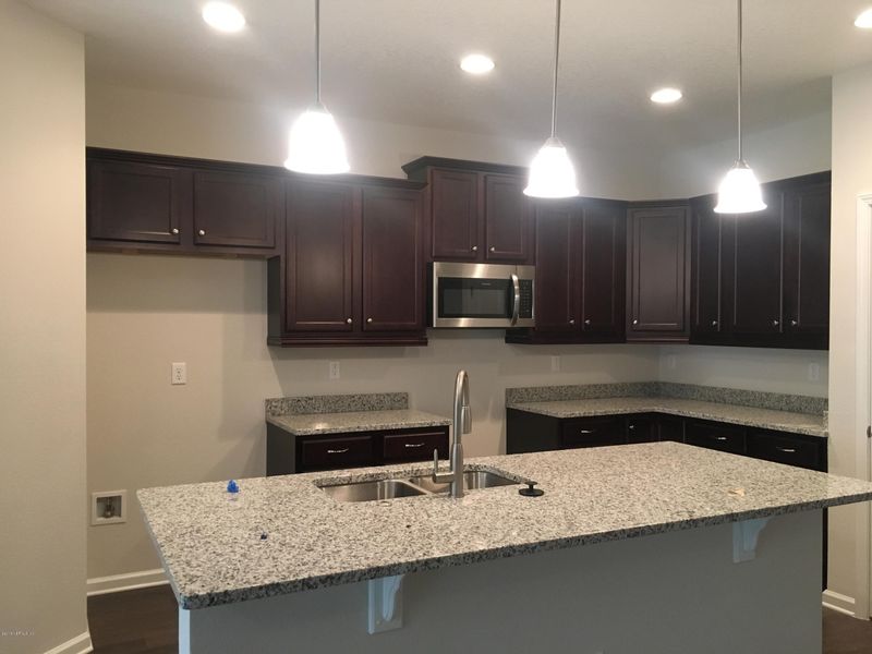 6991 Loris, Jacksonville, FL 32222