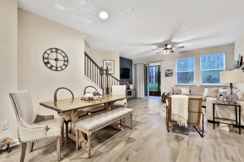 70 Castro Ct, St Johns, FL 32259
