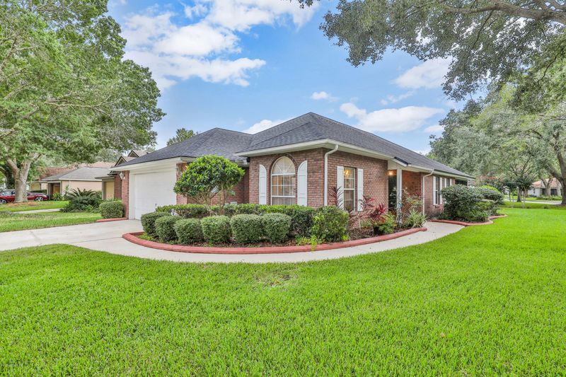 700 Putters Green Way S, St Johns, FL 32259