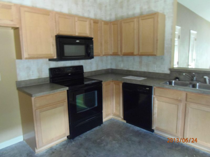 700 Scrub Jay Dr, St Augustine, FL 32092