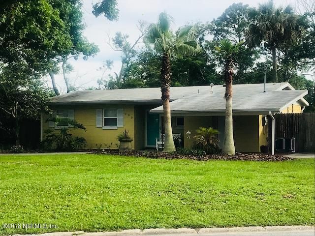 700 Triton Rd, Atlantic Beach, FL 32233