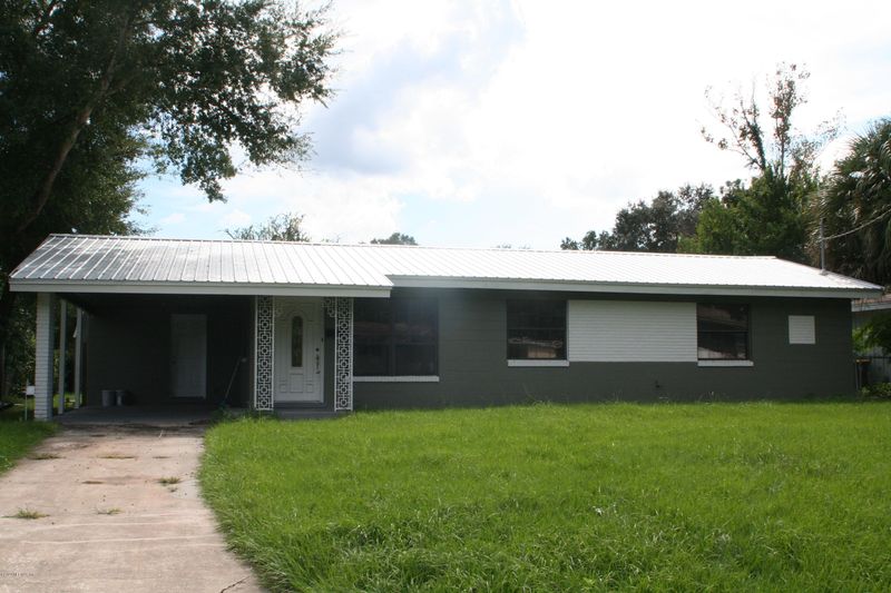 7002 Biddy Ln, Jacksonville, FL 32210